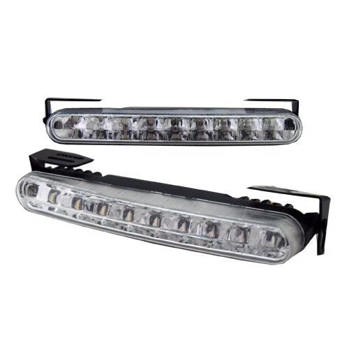 BLUETECH Tagfahrlicht Set mit 24 LEDs inkl Steuerung mit Startautomatik und Dimmfunktion nach R87 Zulassung.Setpreis