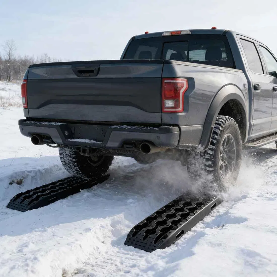 2 Stücke Sandbleche Sandboard SandbretterTraktionshilfe Anfahrhilfe Recovery Board Offroad Tracks Geeignet für Außeneinsatz bei Schnee,Sand, Schlamm für Geländewagen Wohnmobil PKW LKW (Schwarz)