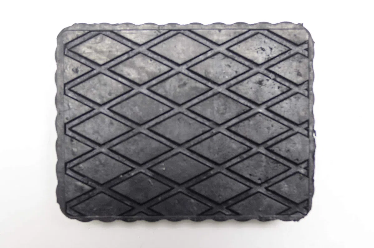 4 Stück Gummiblock für Hebebühne Kit 160X120X40 Universal Vollgummi für Hebebühnen Corghi Ravaglioli OMCN | Wellenseiten mit Best-Grip Technologie